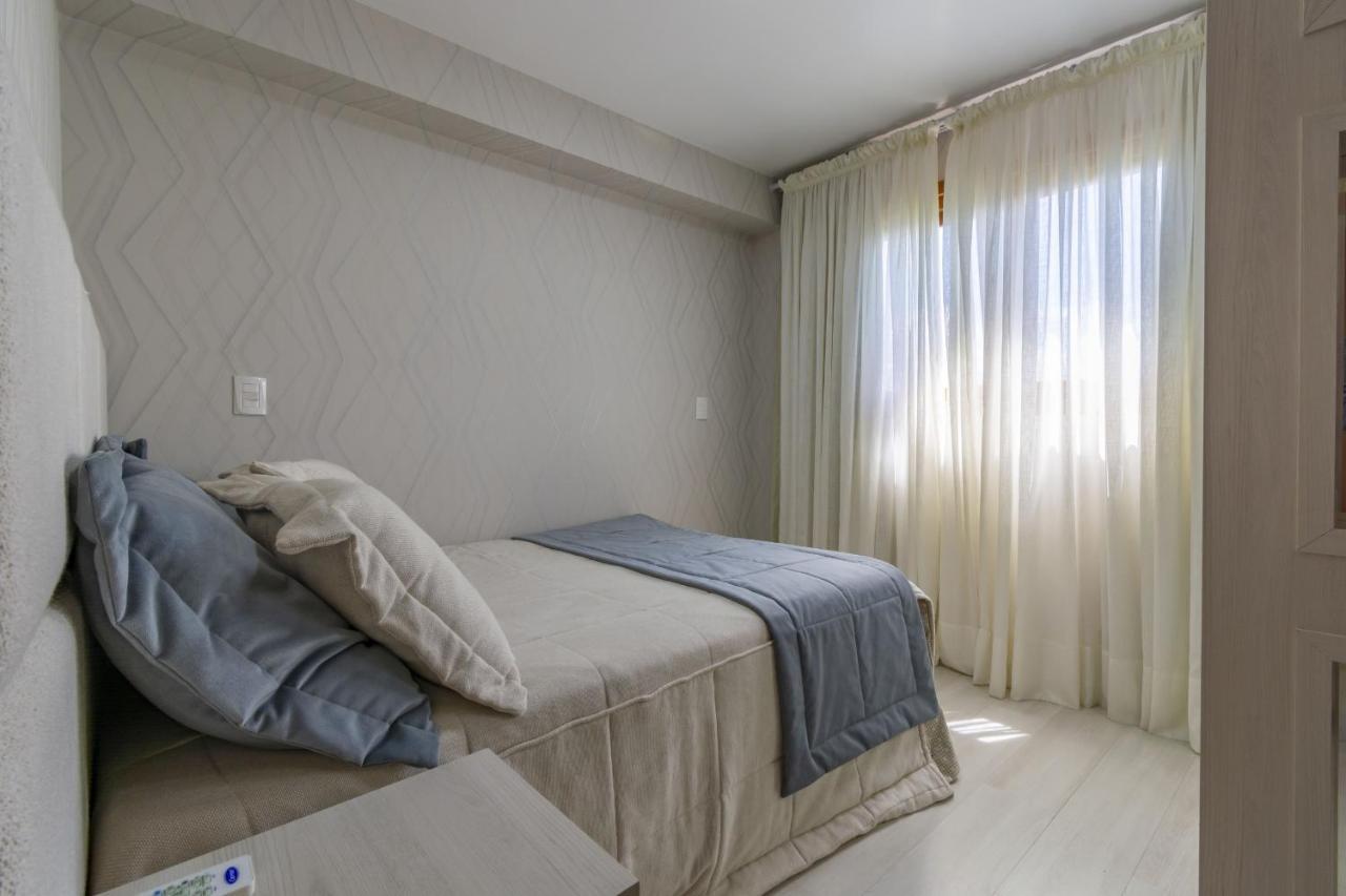 Rosa Apartamento Solar da Encosta Gramado Esterno foto